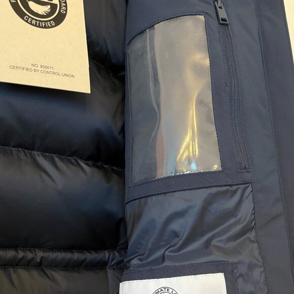 Aritzia - Babaton The Group - The Explore Parka in Size XS (Total Eclipse) - Picture 4 of 9